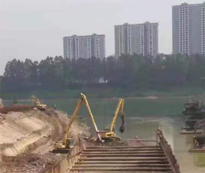 边坡挡土钢板桩施工